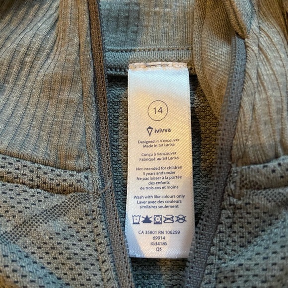 Ivivva crew neck zip - Picture 2 of 3